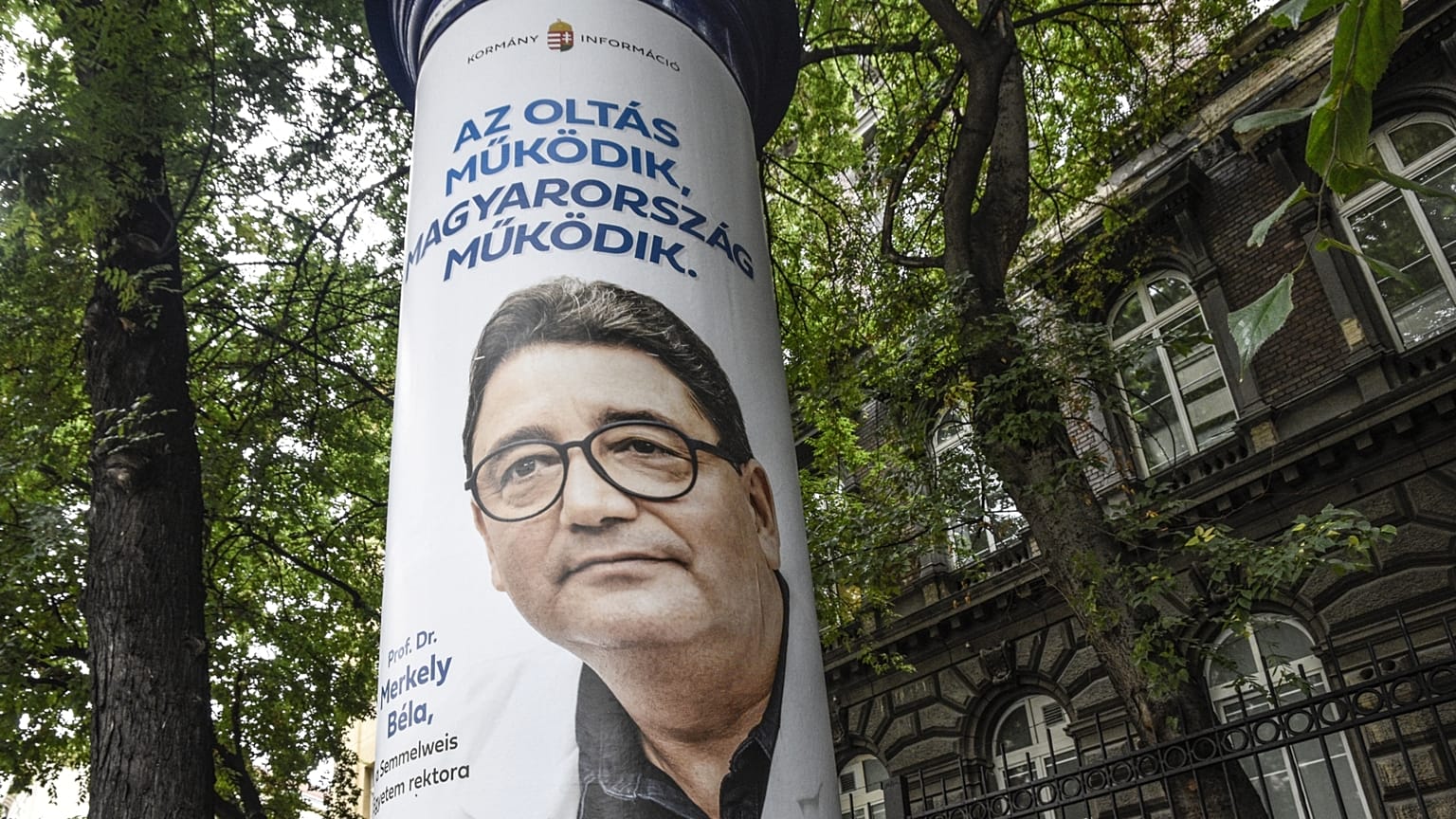 A kormányzati plakátkampány működik