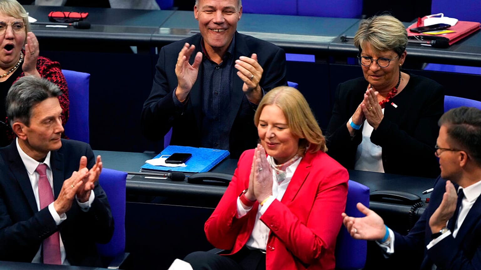 Bärbel Bas nach ihrer Wahl zur Präsidentin des deutschen Bundestags