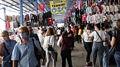 Bulgar turistler alışveriş için Edirne'de