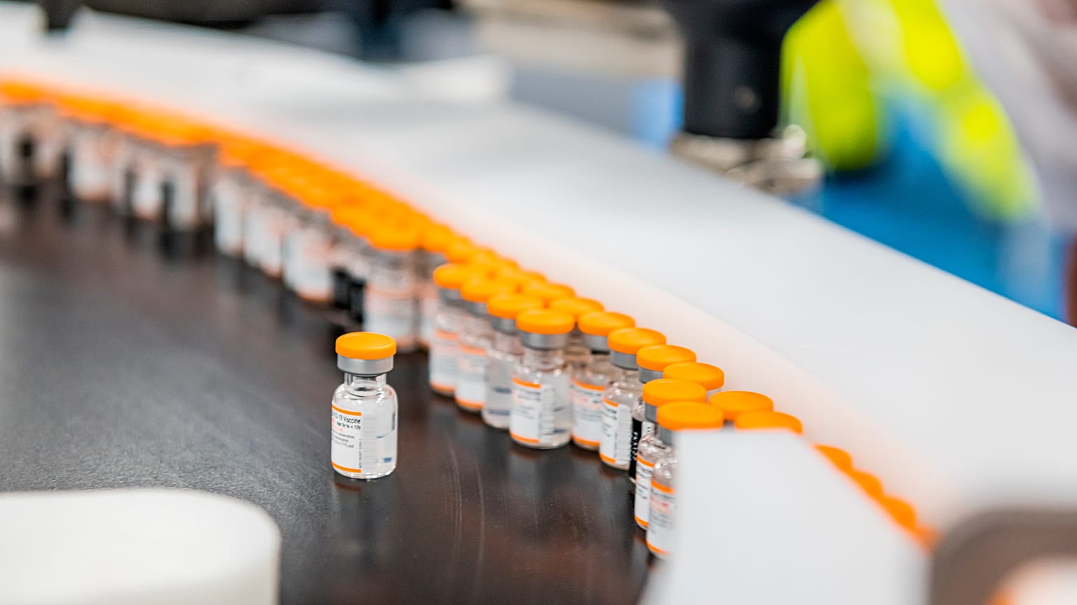 Autoridades autorizam vacina anticovid em crianças de 5 anos