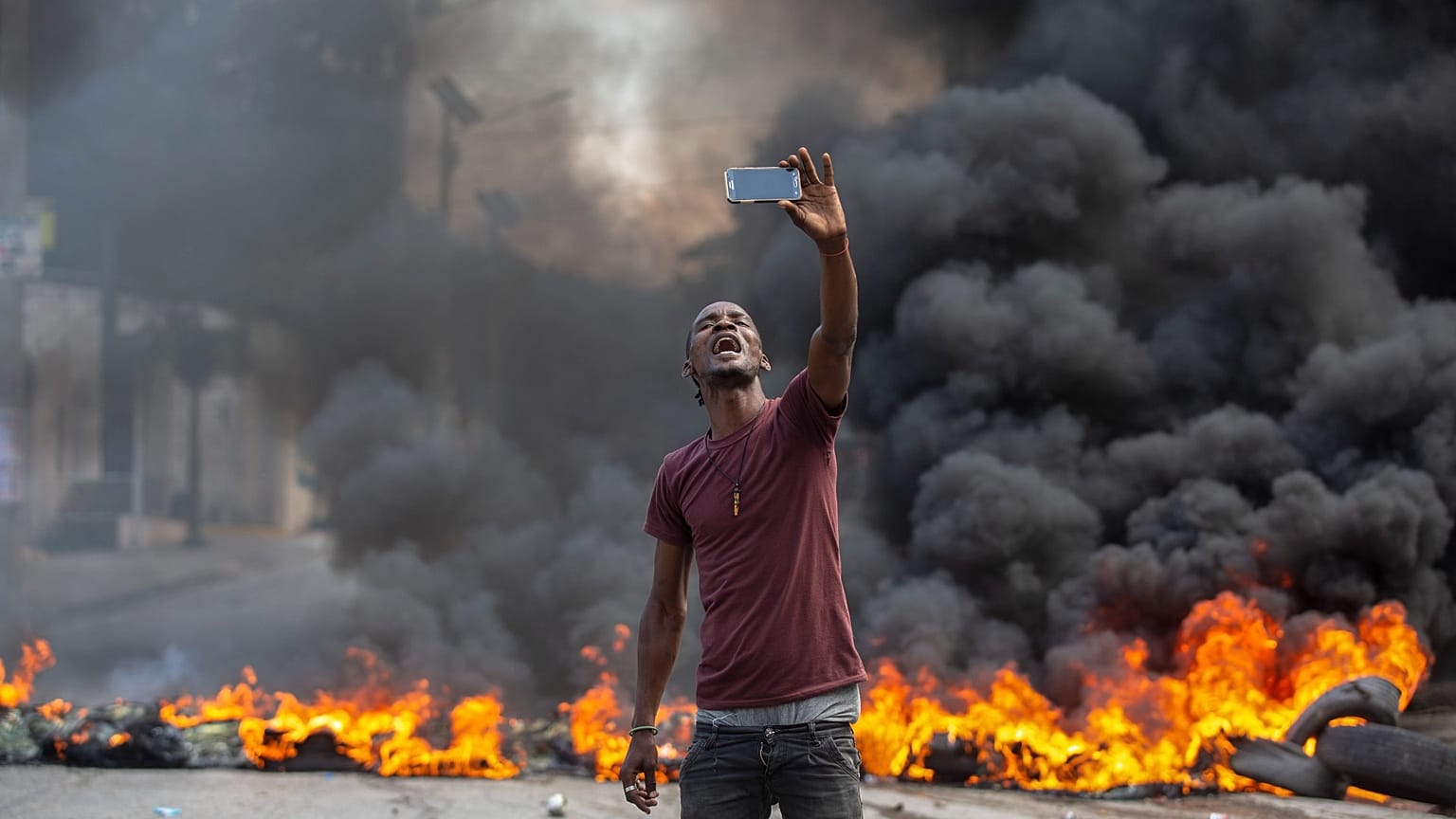 Selfie (özçekim) merakı artıyor  