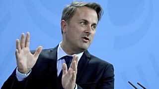Xavier Bettel sajtótájékoztatót tart Berlinben