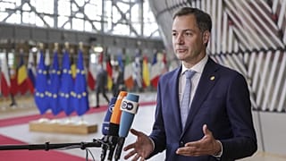 Alexander De Croo belga miniszterelnök az Európai Unió brüsszeli csúcstalálkozóján