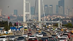 IMF 12 Ekim 2021’de yayımladığı Dünya Ekonomik Görünümü raporunda Türkiye’nin 2021 ve 2022 yıllarında ‘en büyük 20 ekonomi’ liginde olmayacağı tahmininde bulundu