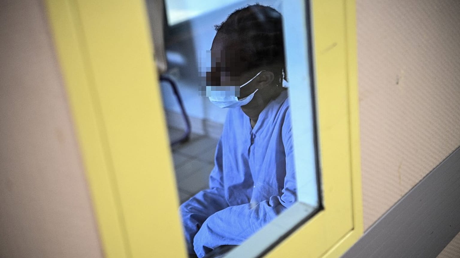 Ruh sağlığı kliniğinde yatan bir hasta