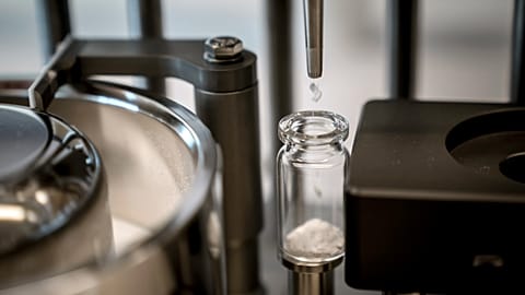 Ziccum is developing new dry-powder versions of the world’s most urgently- needed vaccines. 