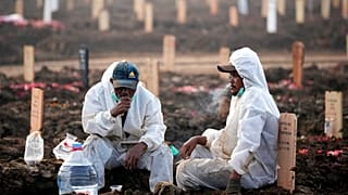 Dans un cimetière de Jakarta (Indonésie), le 01/07/2021 - archives