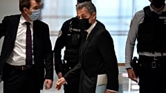Nicolas Sarkozy à son arrivée au palais de justice de Paris, le 2 novembre 2021