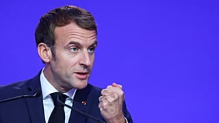 الرئيس الفرنسي إيمانويل ماكرون خلال حفل افتتاح مؤتمر الأمم المتحدة لتغير المناخ في غلاسكو، اسكتلندا.