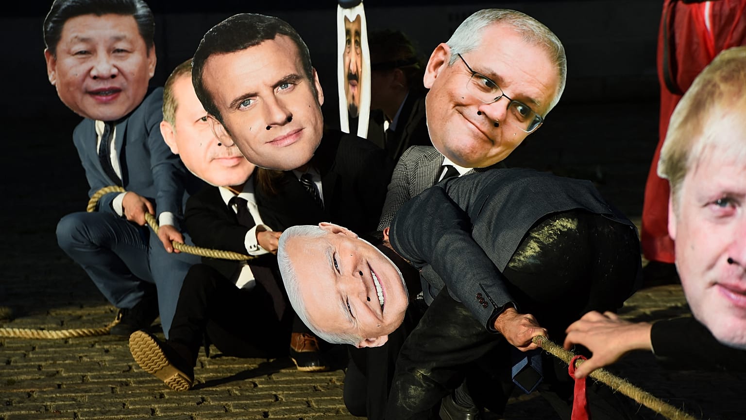 COP26'da 'Squid Game' protestosu: 'Dünya liderleri' insanlığın kaderi için zar attı