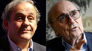 Fotos de archivo de Michel Platini y Sepp Blatter