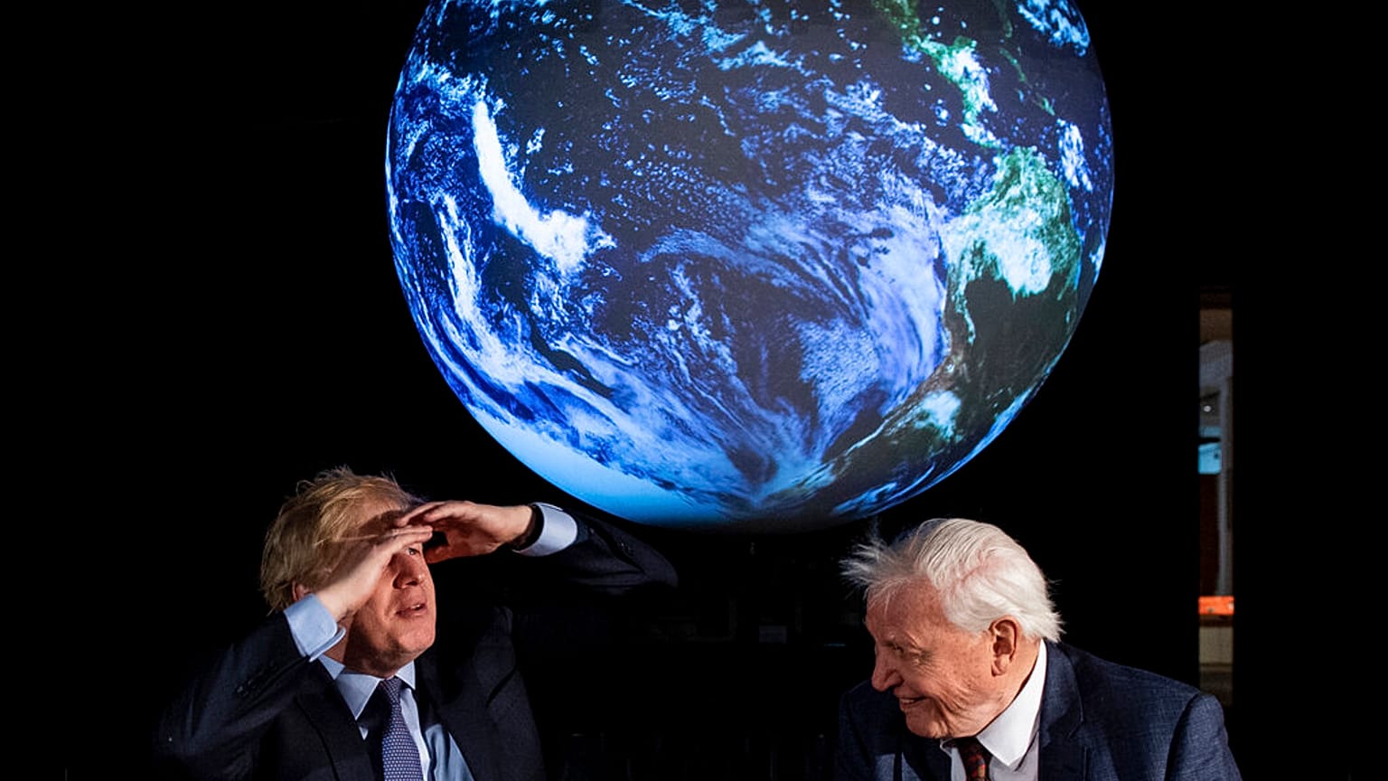 Le Premier ministre britannique Boris Johnson dont le pays accueille la COP26 s'est dit "prudemment optimiste" sur les chances de réussite de la COP26. 