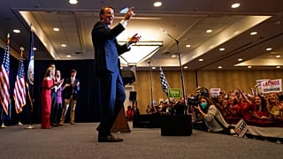 Von Trump unterstützter Republikaner Youngkin (54) gewinnt Virginia