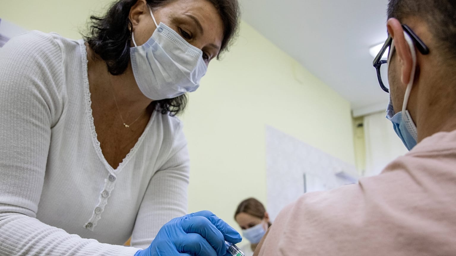 Oltás a békéscsabai Réthy Pál kórházban