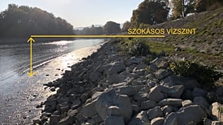Rengeteg víz hiányzik a Dunából, a Hajógyári-szigetnél szárazra került a meder aljának a széle