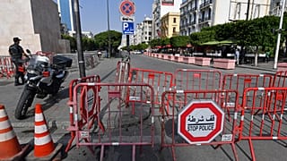 جادة الحبيب بورقيبة في العاصمة تونس