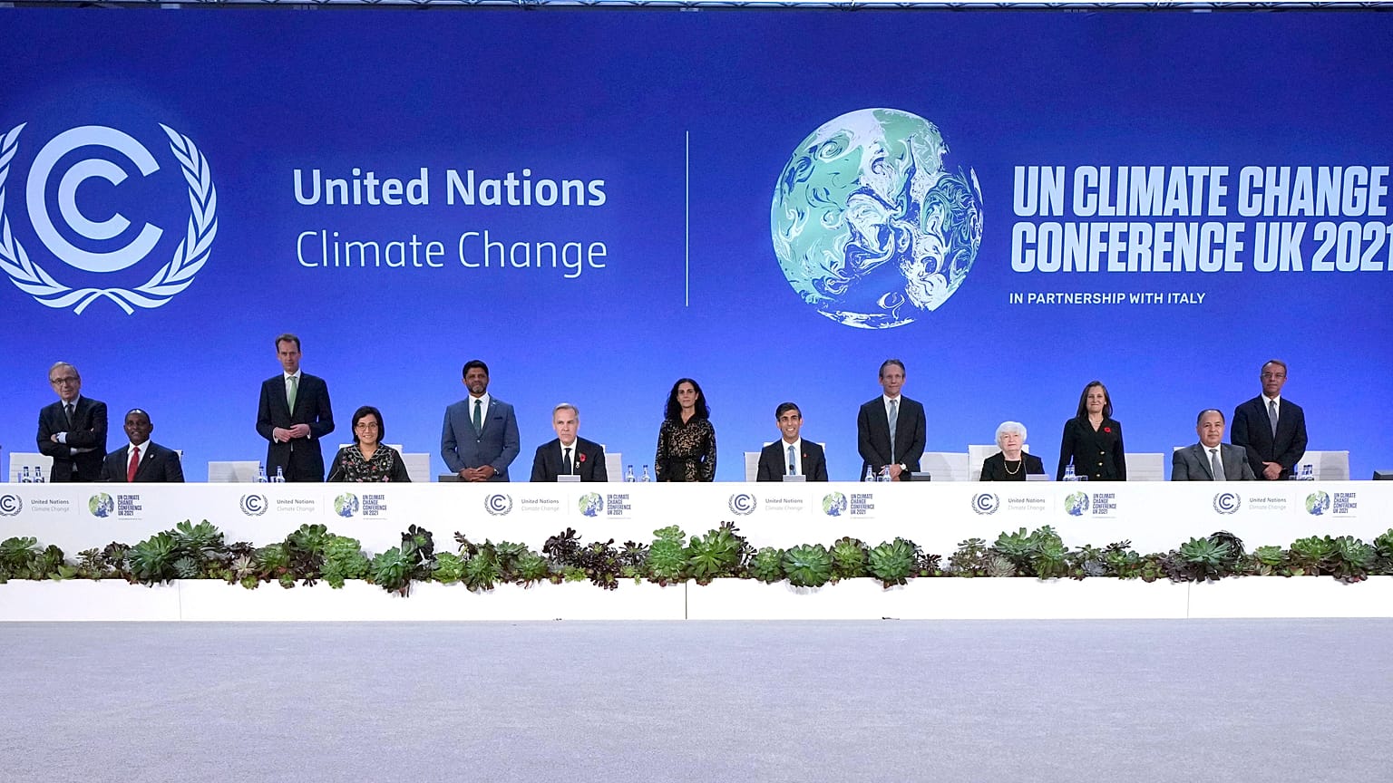 Министры финансов стран мира на COP26