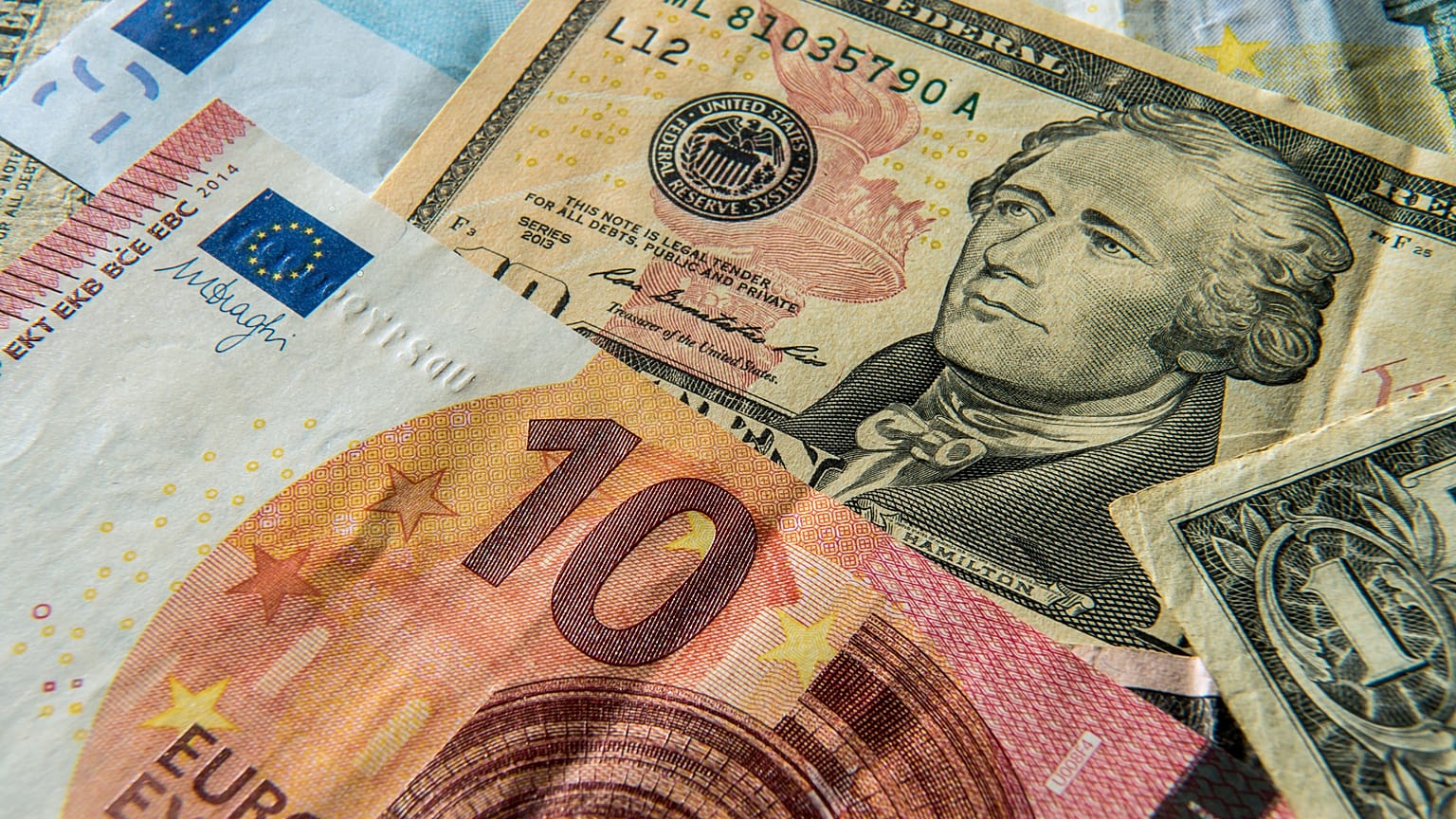 Euro and US dollar bills