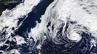 Tropensturm Wanda, der mit dem letzten verfügbaren Namen dieser Saison getauft wurde, über dem Atlantik.