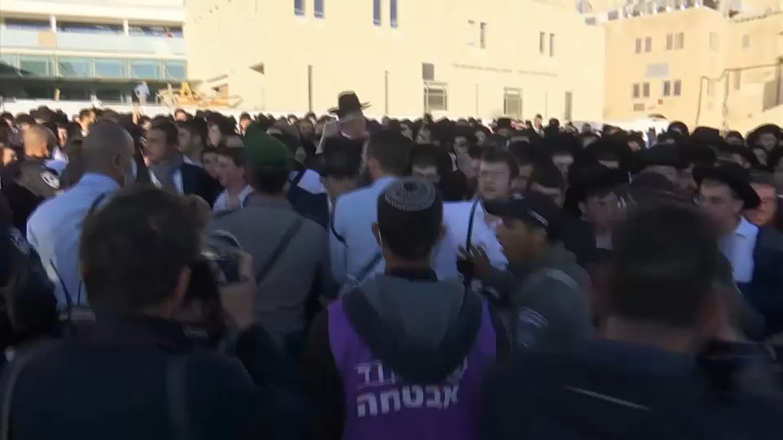 مشاحنات بالقرب من حائط البراق