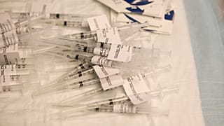 Pfizer BioNTech'in çocuklar için ürettiği Covid-19 aşısı