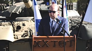 ΥΠΟΥΡΓΟΣ ΑΜΥΝΑΣ - ΤΕΛΕΤΗ ΑΠΟΝΟΜΗΣ ΜΑΥΡΟΥ ΜΠΕΡΕ