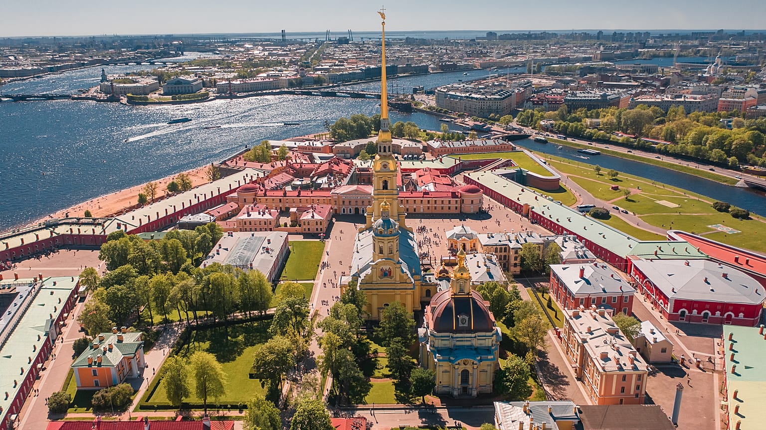 In St. Petersburg findet jeder Tourist, was er sucht