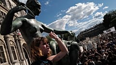 آرشیو/ تظاهرات جنبش metoo  در فرانسه