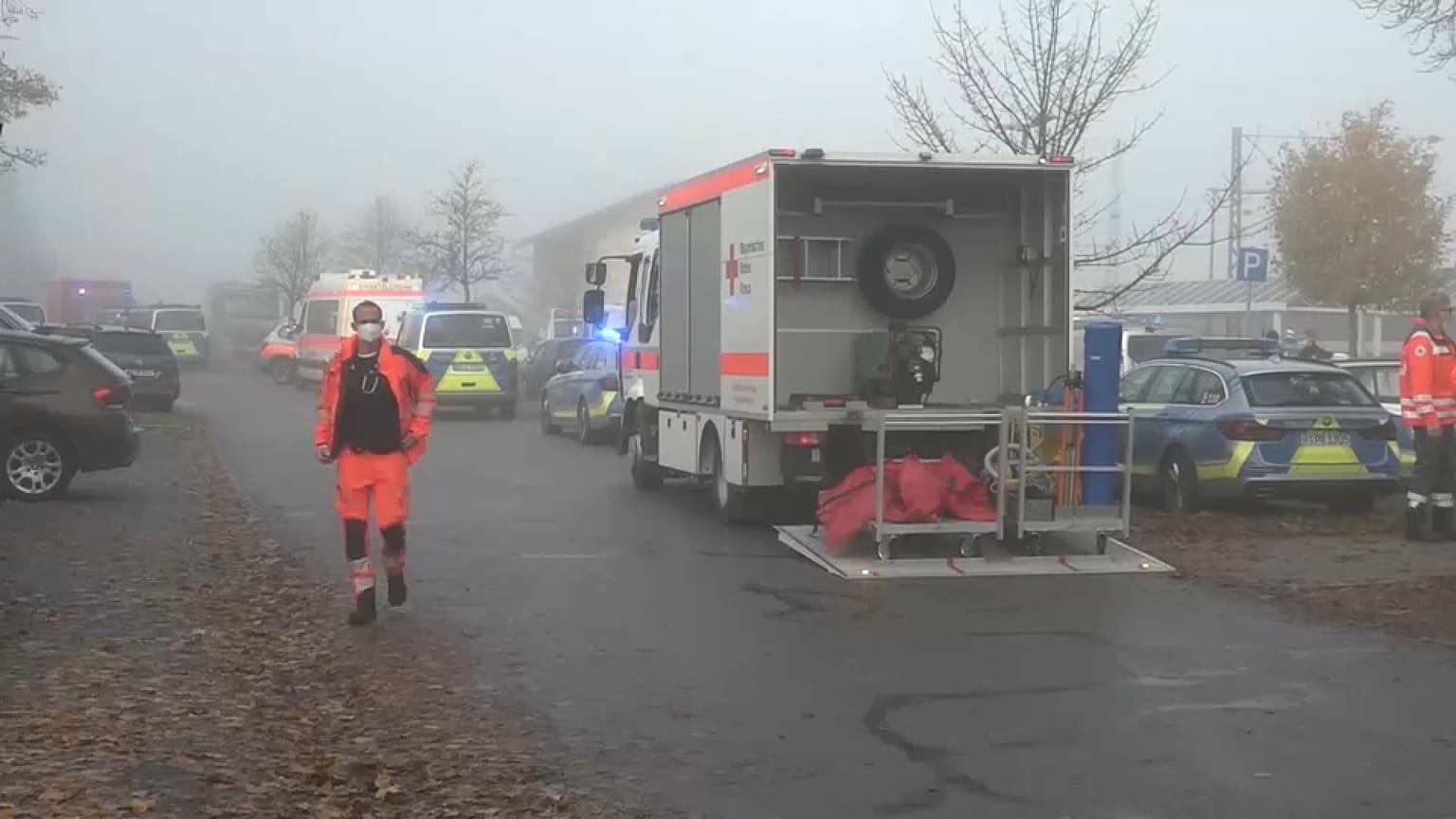 Los servicios médicos atienden a los heridos de un ataque con cuchillo en Alemania