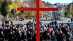 Los obispos franceses reconocen la responsabilidad de la Iglesia en casos de pederastia