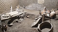В этой комнате площадью 16 квадратных метров жили рабы