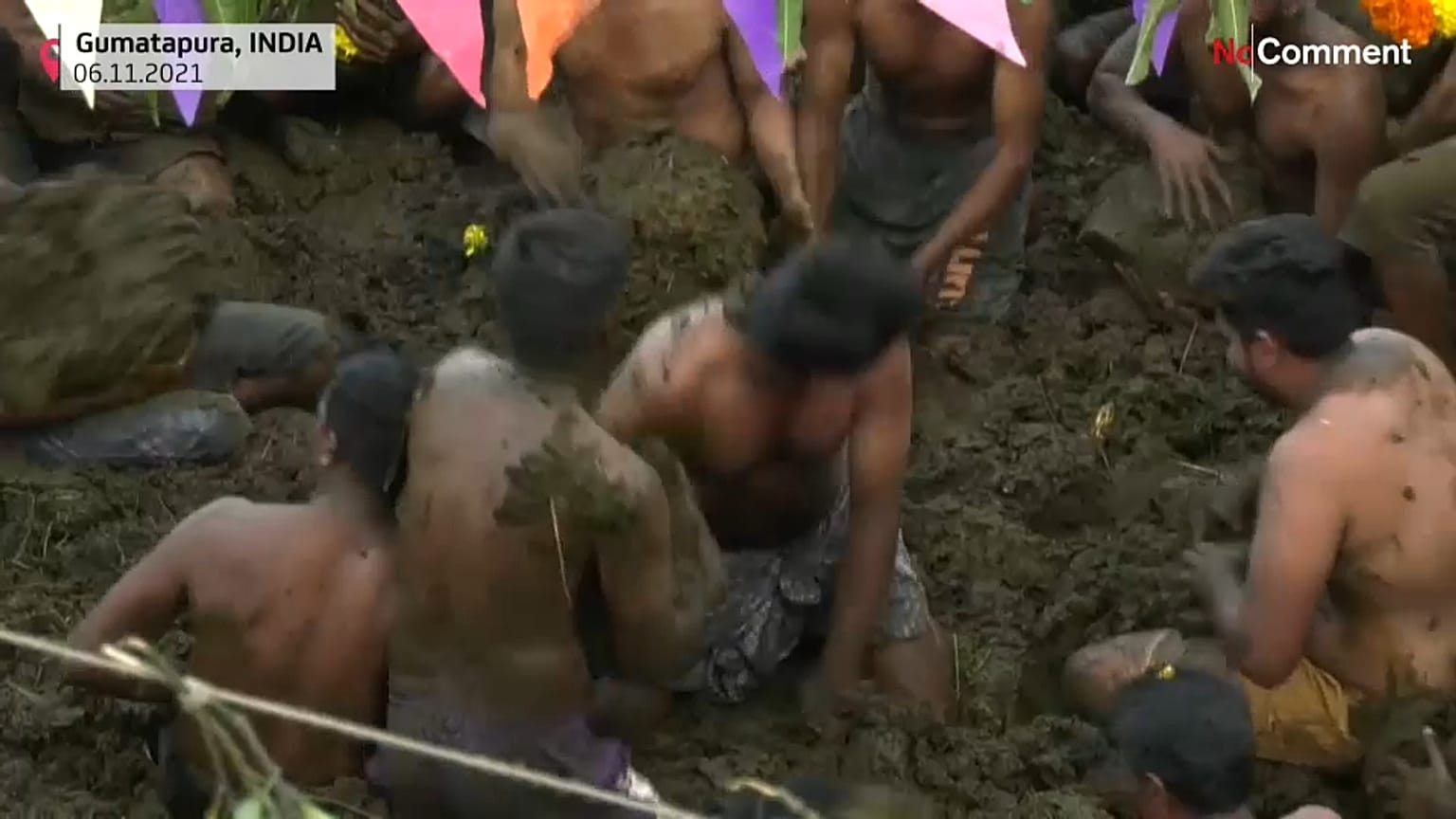 En Inde, une bataille de bouses de vache pour marquer la fin de Diwali