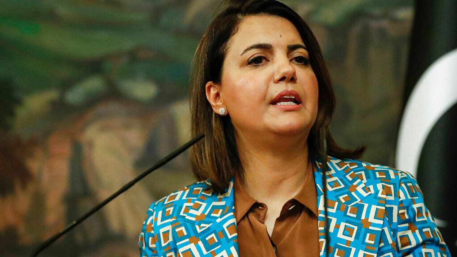 Η Υπουργός Εξωτερικών της Λιβύης Νάιλα Αλ-Μανγκούς