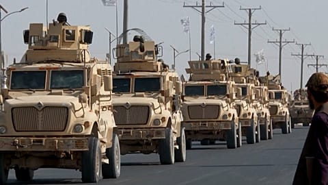 Талибы провели военный парад в Кандагаре 