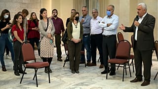 شوان جبارین، مدیر سازمان الحق در دیدار با نمایندگان سازمان‌های صلح‌طلب اسرائیلی/۲۷ اکتبر