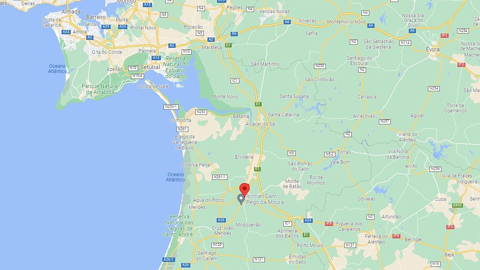 Die Leichen von Vater und Sohn wurden bei Grandola, 100 km südlich von Lissabon aufgefunden.
