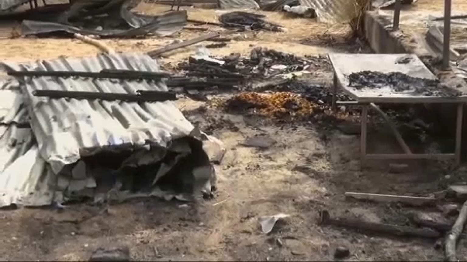 Εικόνα από το κατεστραμμένο σχολείο