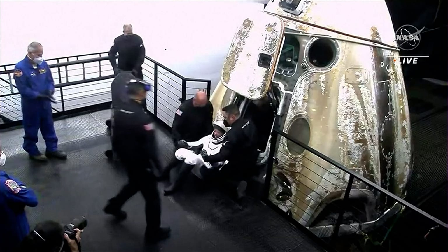 Four astronauts splash down in the Gulf of Mexico in a SpaceX capsule 