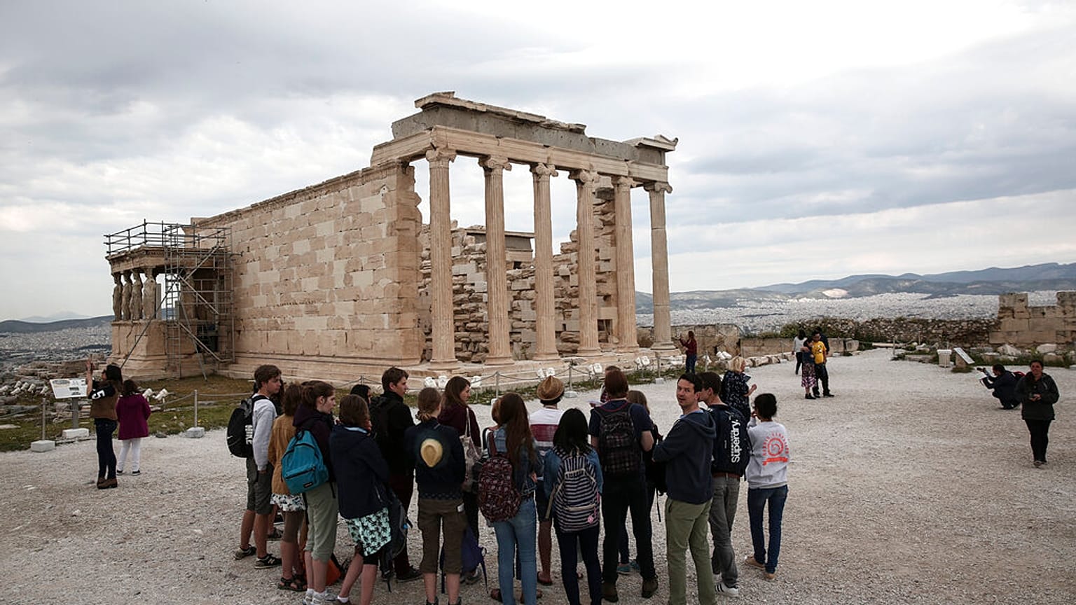 Ανακάμπτει ο τουρισμός στην Ευρώπη - Πρωταθλήτρια η Ελλάδα το 2021