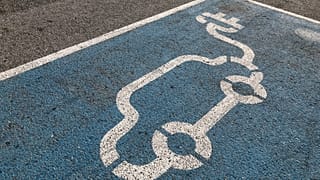 Environmental groups called for stronger action on reducing transport emissions