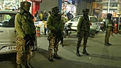اعزام نیروهای شبه نظامی بیشتر از سوی هند به سمت منطقه کشمیر