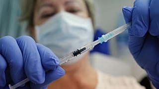 Oltást készítenek elő Székesfehérváron