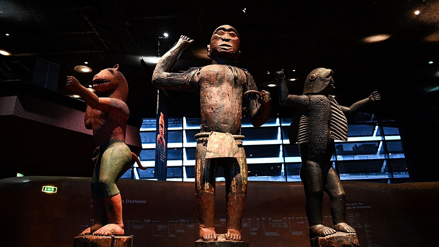 Archives : trois des pièces restituées au Benin, alors exposées au musée du Quai Branly, à Paris, le 10 septembre 2021