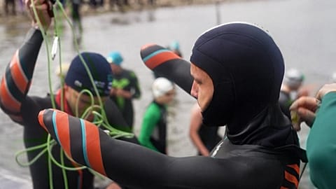 French quadruple amputee begins attempt to cross world's highest lake