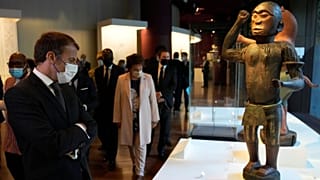 بازگشت ۲۶ اثر هنری غارت شده از سوی فرانسه به بنین