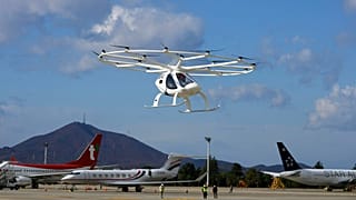 Testlerde Alman Volocopter tarafından üretilen çift kişilik hava aracı kullanıldı