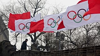 Çin ve Olimpiyat oyunları bayrakları 