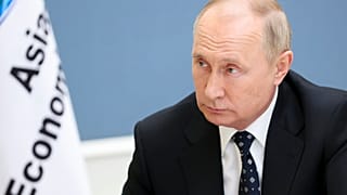 Vladimir Poutine s'est désolidarisé des menaces de son homologue bélarusse d'interrompre les livraisons de gaz russe à l'Europe via le gazoduc transitant par son pays.