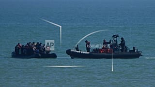 Calais, la crisi dei migranti pesa su Francia e Gran Bretagna