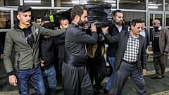 جثامين المهاجرين العراقيين الذين توفوا أثناء محاولتهم العبور إلى بولندا بشكل غير قانوني عبر بيلاروسيا إلى أربيل.